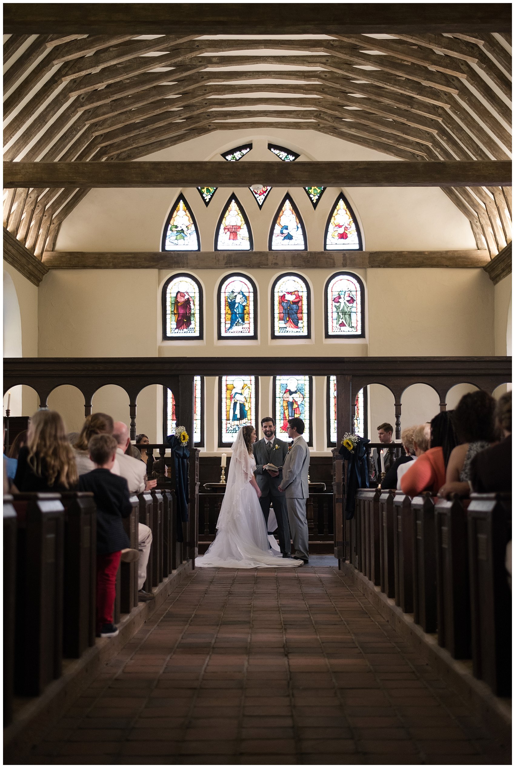 Historic St Lukes Church Smithfield Virginia Wedding Photographers_0951