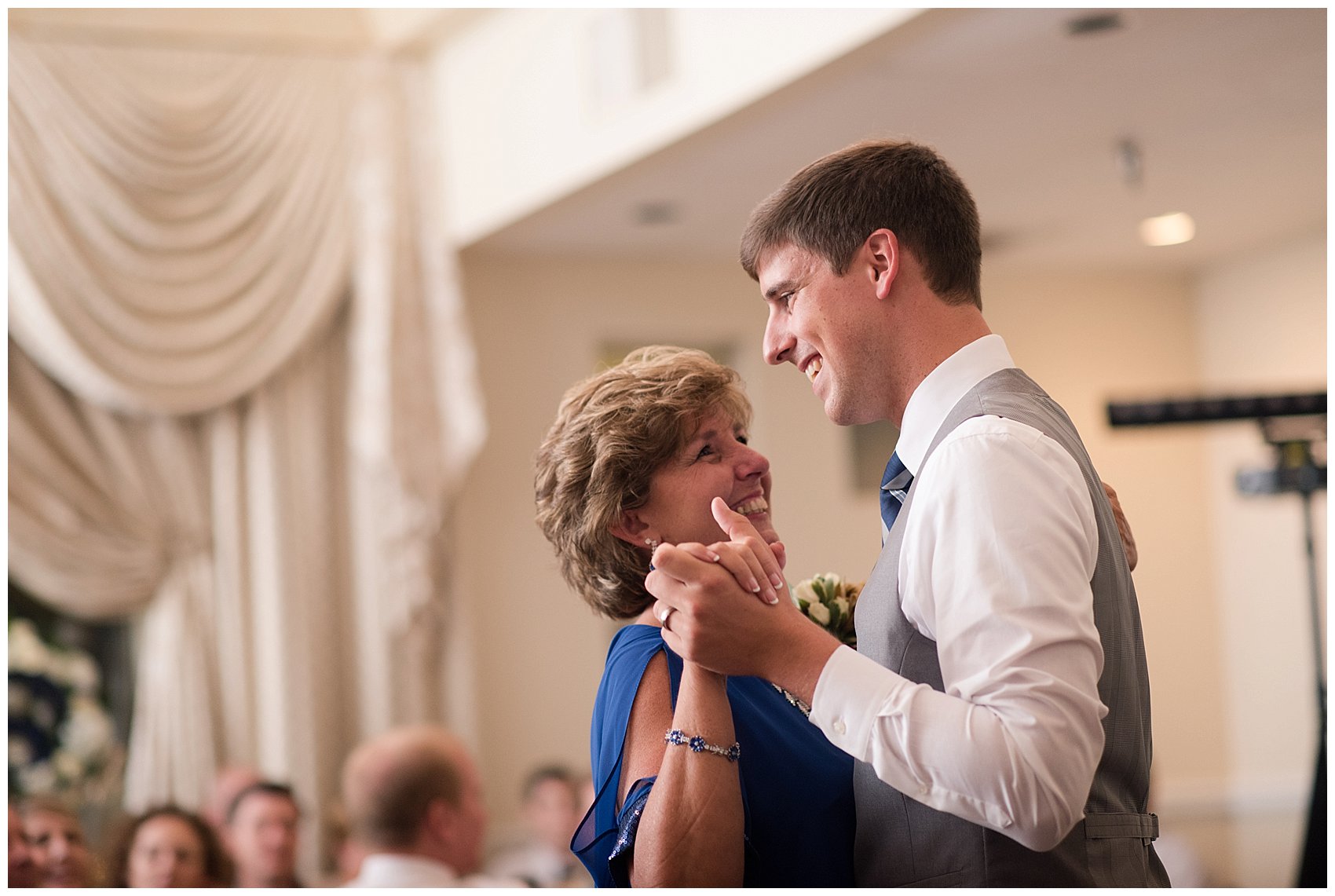 Classy Marina Shores Yacht Club Wedding Virginia Beach Photographers_2016