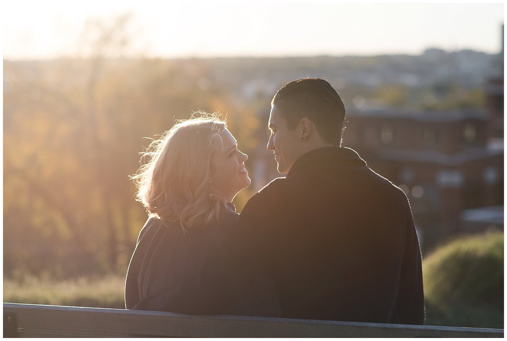 downtown-richmond-libby-hill-park-engagement-session-building-virginia-wedding-photographers_2650