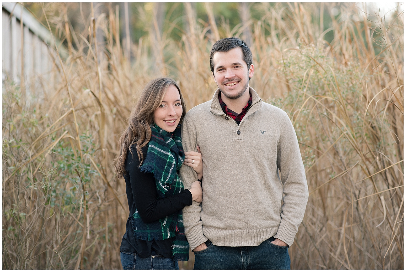 windsor-castle-park-winter-engagement-session-couple-poses-rowlands-photography-virginia-weddings_3538