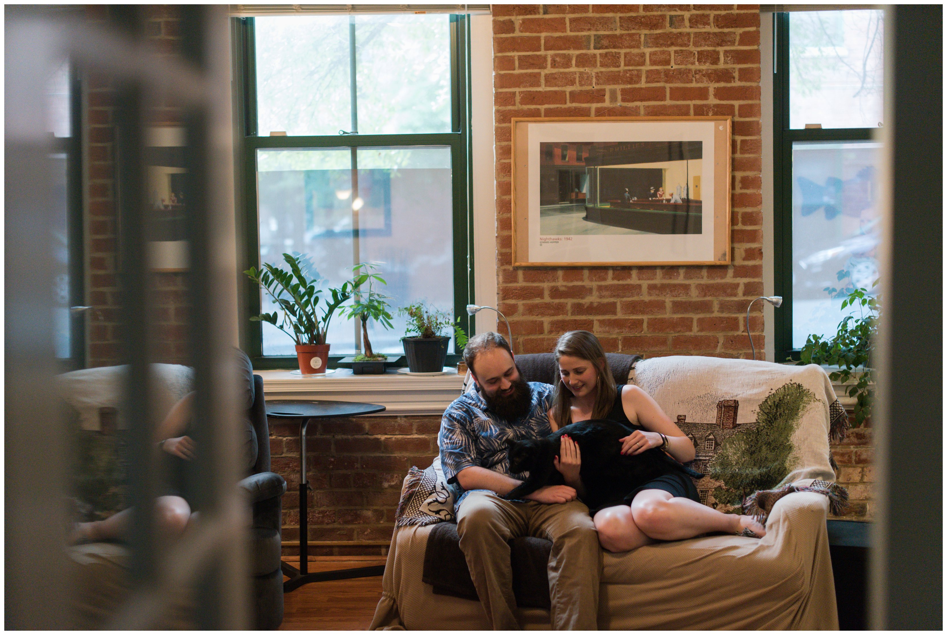 Cozy-In-Home-Downtown-Richmond-Engagement-Session_0905
