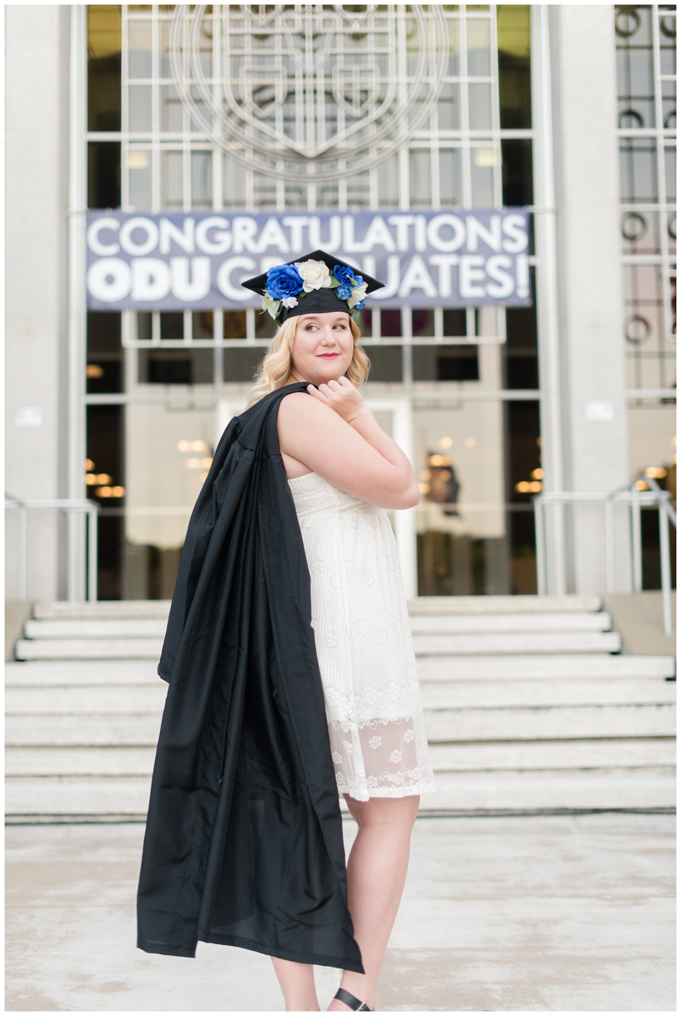 old dominion university cap and gown graduate session